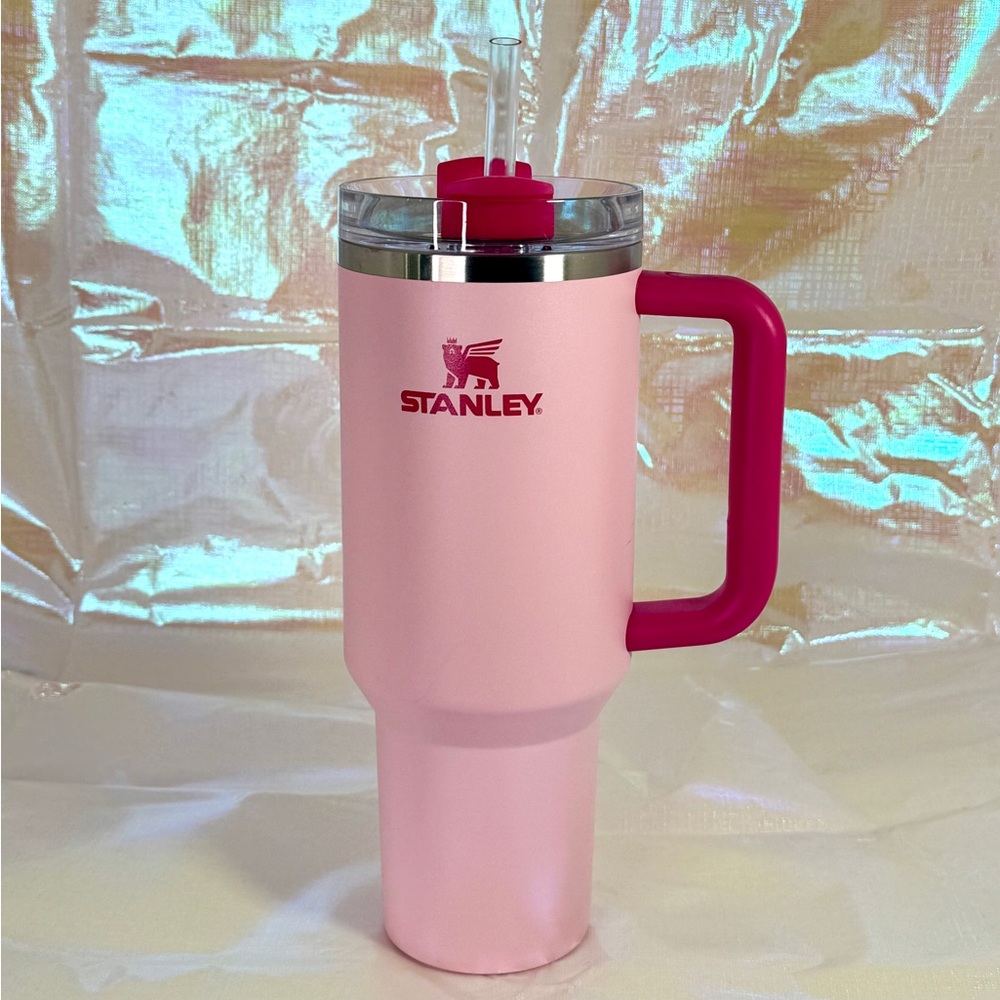 Stanley 40oz Flamingo Pink Flowstate Tumbler